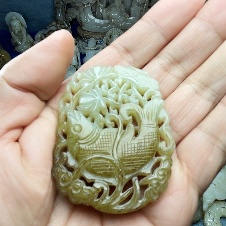 和田玉（青白玉）未镶嵌颈饰