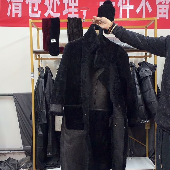 你***了女款羊毛一体8888