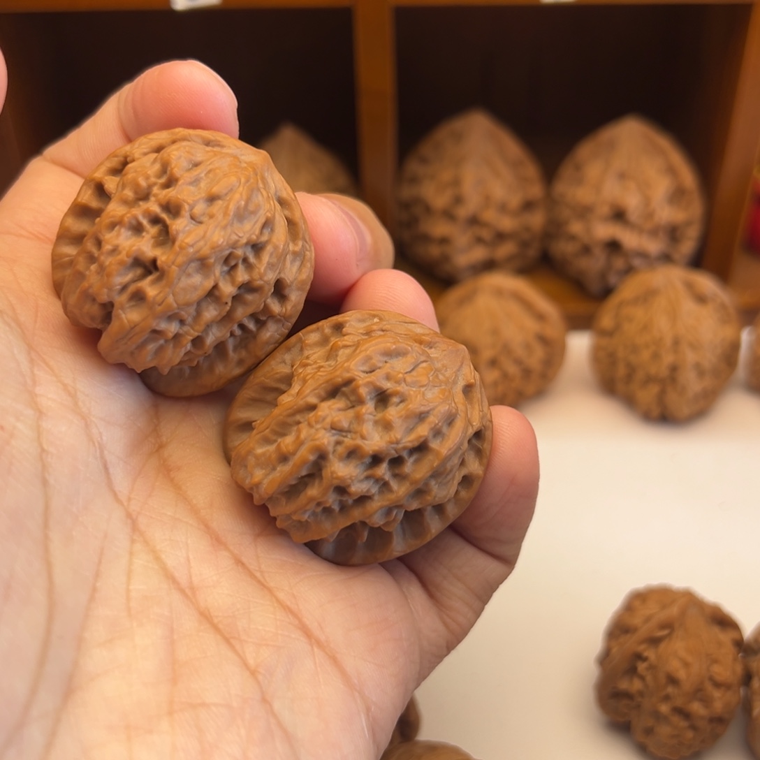 吊坠文玩核桃35全品野狼