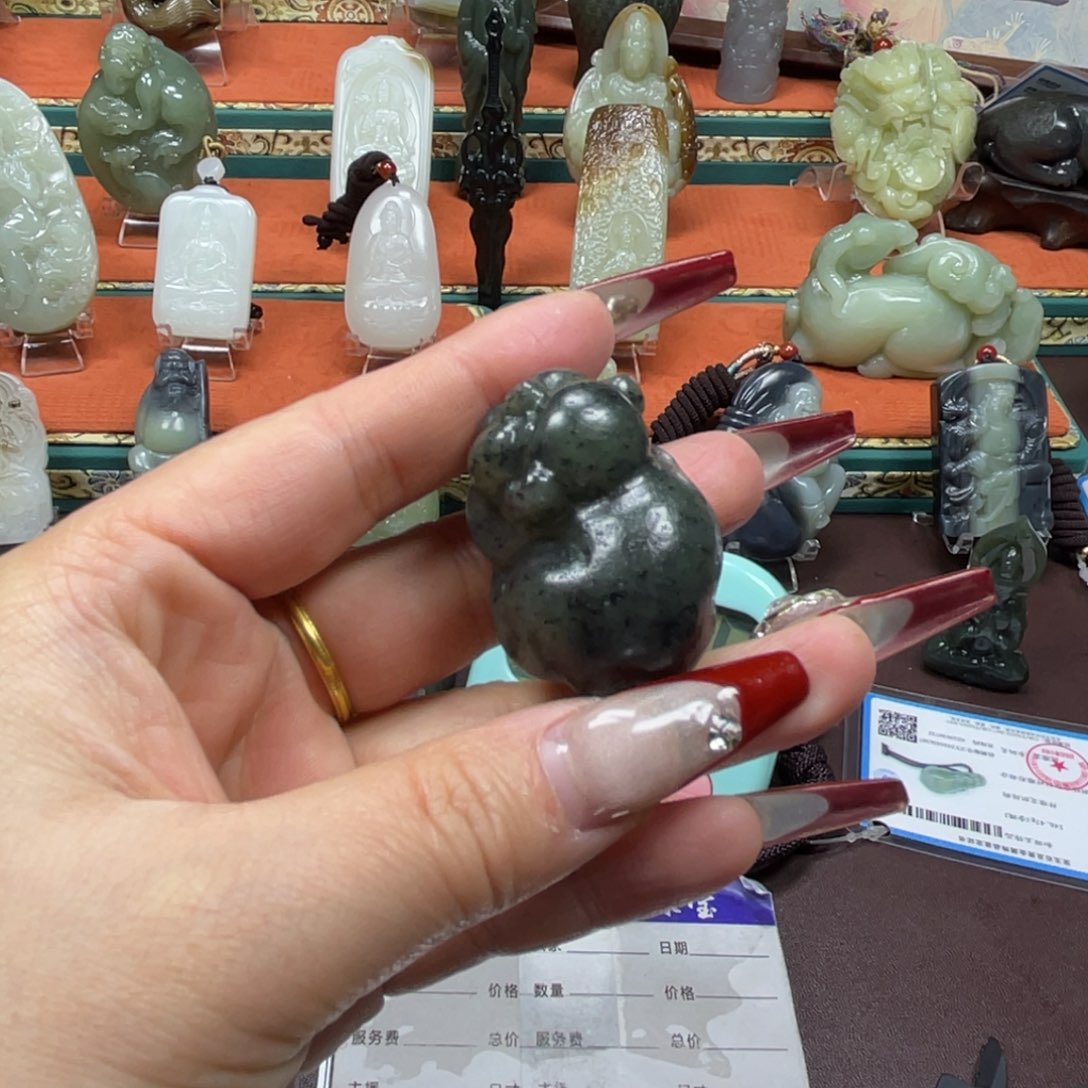 和田玉挂件未镶嵌