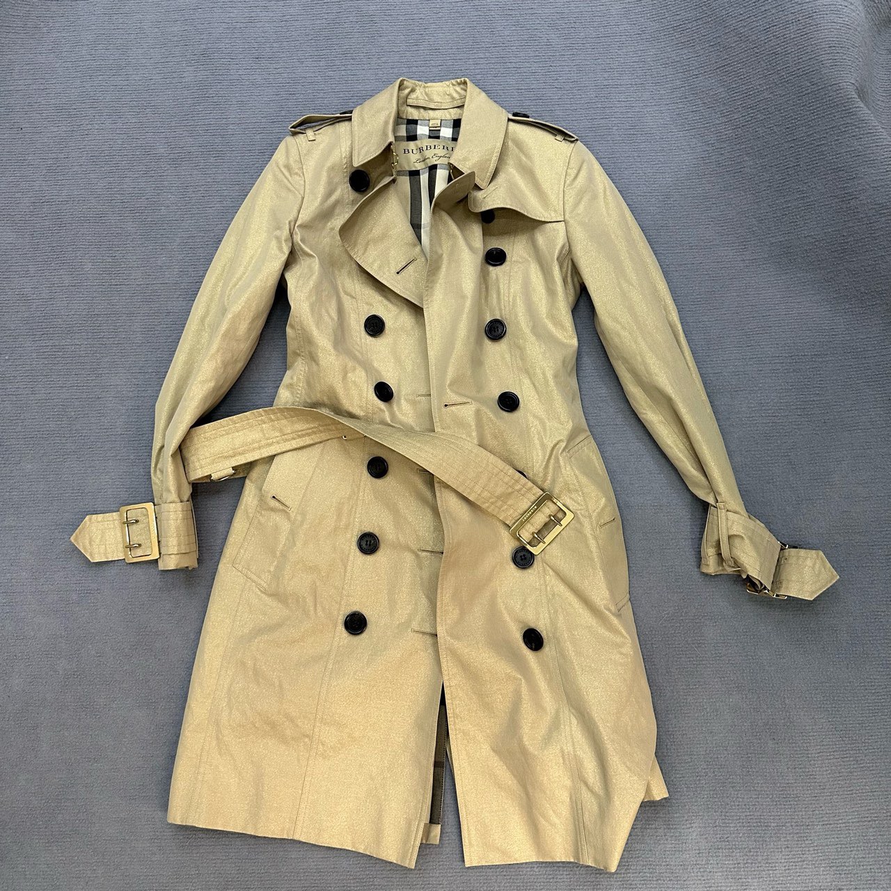 99新 BURBERRY/博柏利 巴宝莉/女士亮金色风衣外套/38码