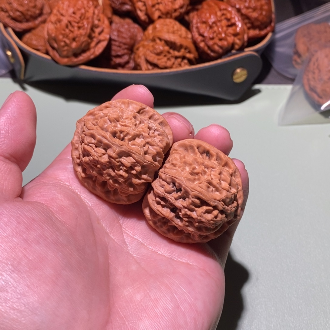 文玩核桃吊坠全品39三角白11199