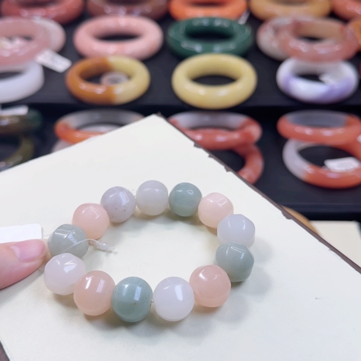 石英质玉手链未镶嵌