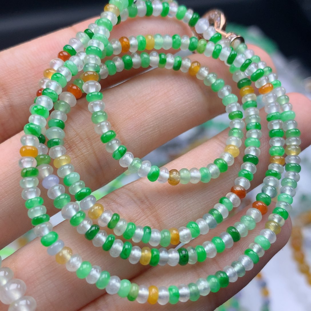 翡翠手链未镶嵌卡