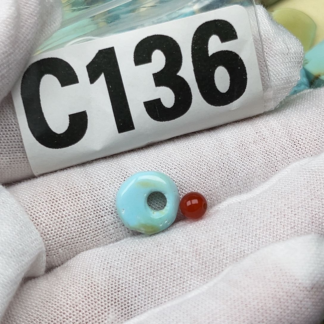 南红玛瑙配饰未镶嵌