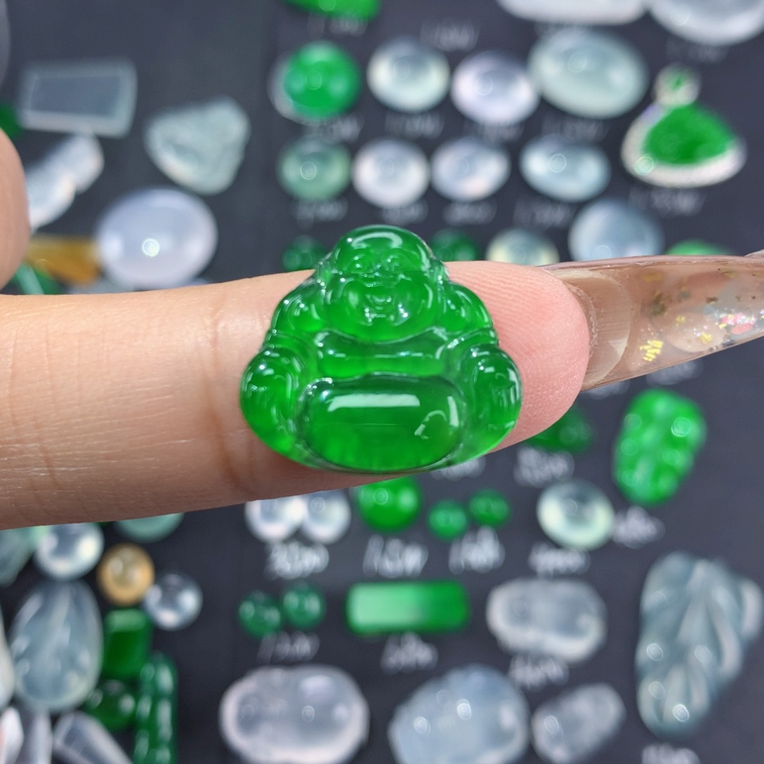 翡翠颈饰未镶嵌纯天然翡翠A货