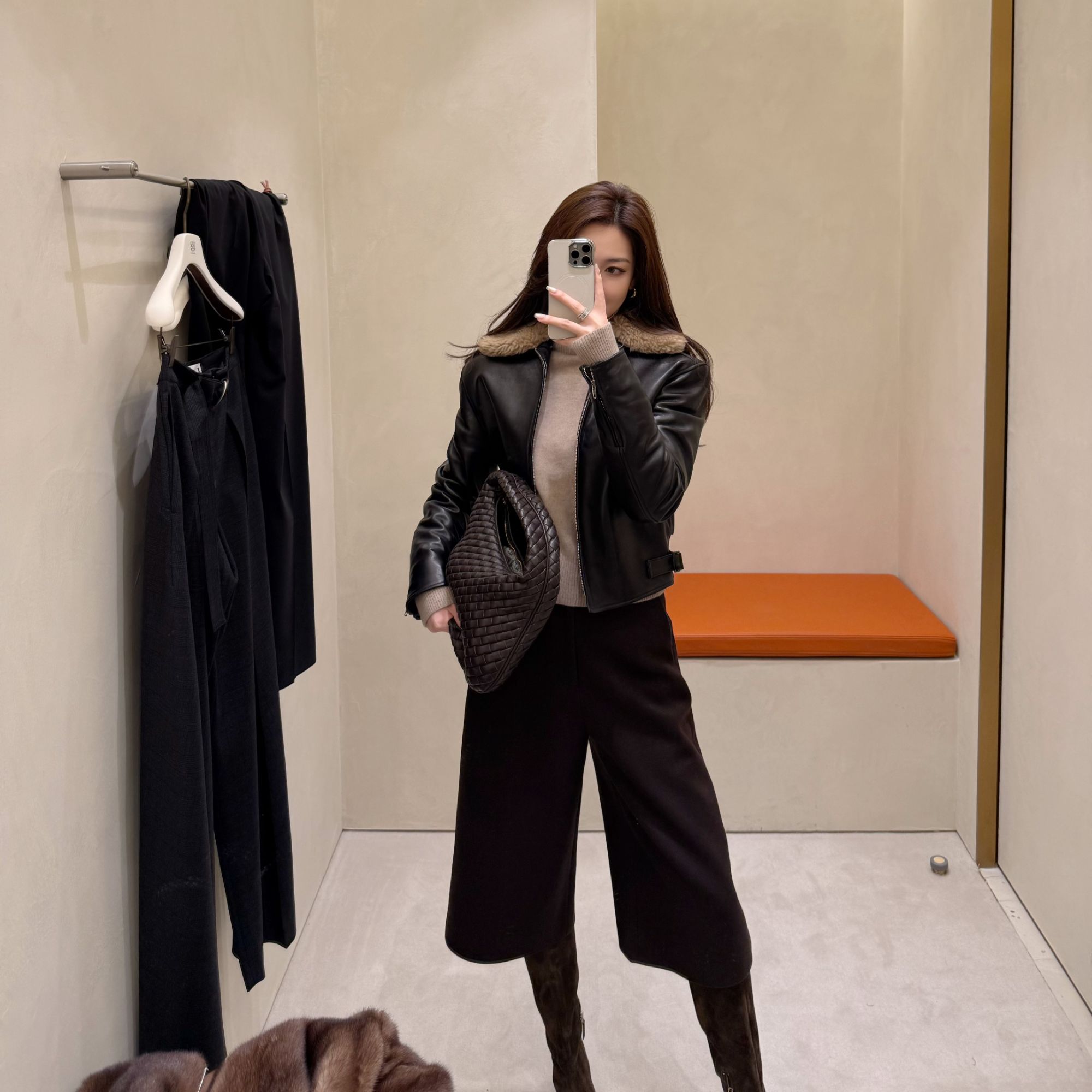 王嬛嬛MsLime【孤舟】植鞣绵羊皮毛领可拆卸皮衣外套 HD2D0191