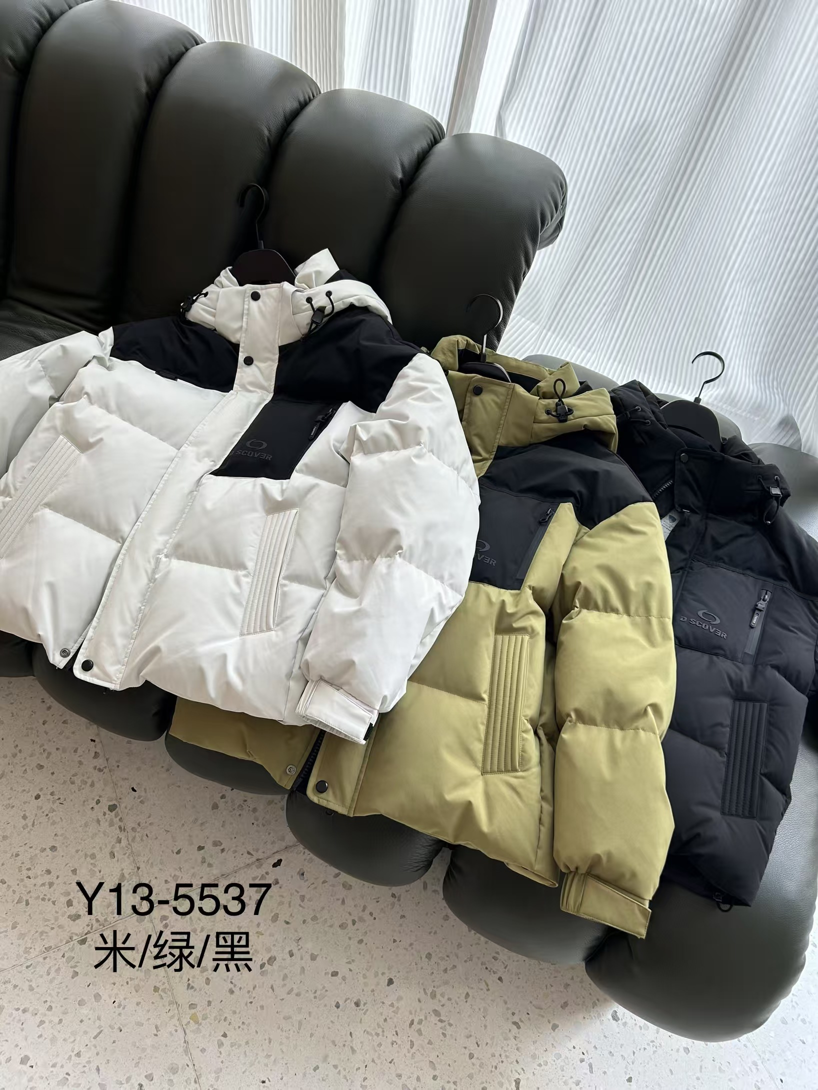 AW『高级订制“HHR国标90绒子”』高充绒零压力情侣羽绒服Z-5537