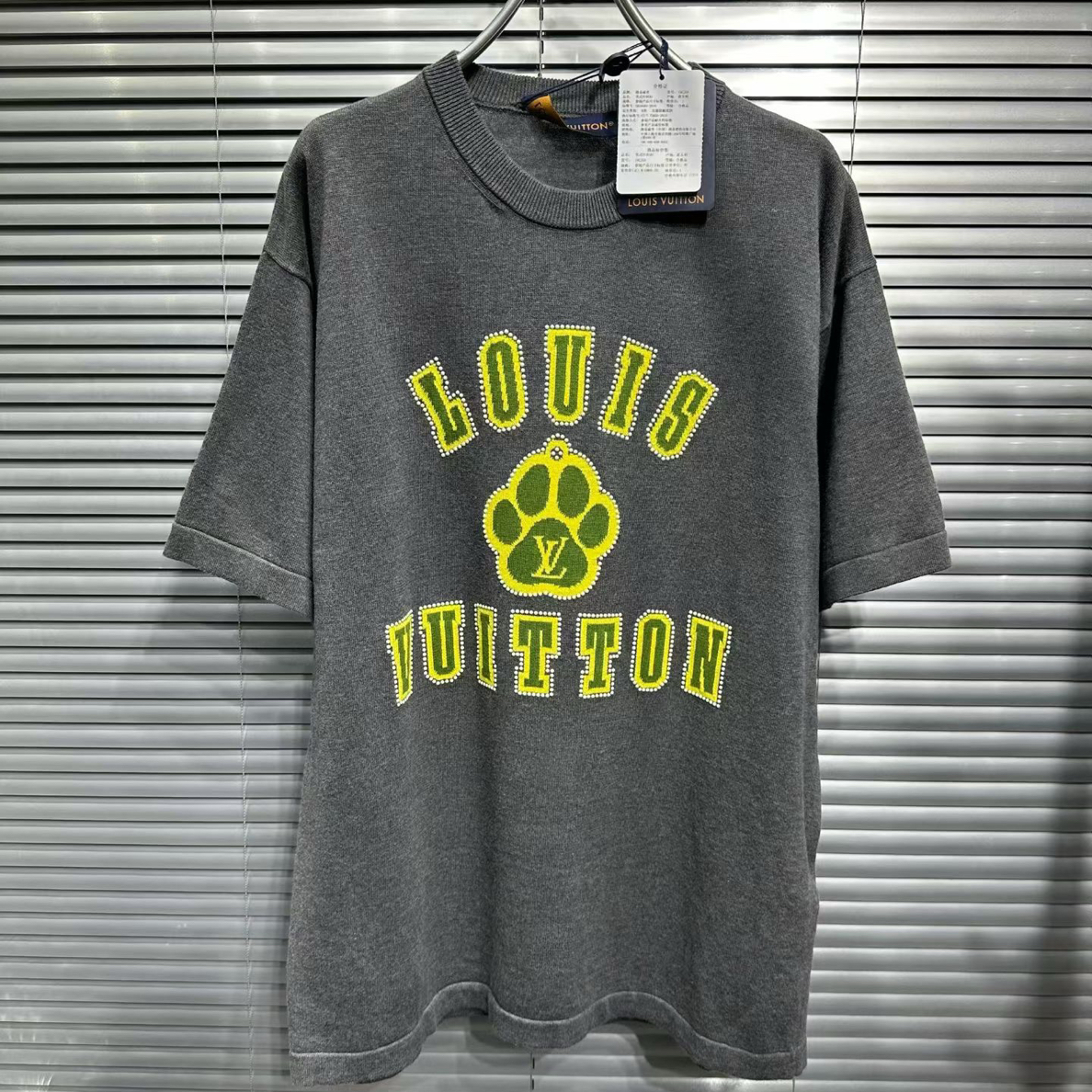 未使用 LouisVuitton/路易威登  x nigo3.0  黄绿铆钉短袖 m码 