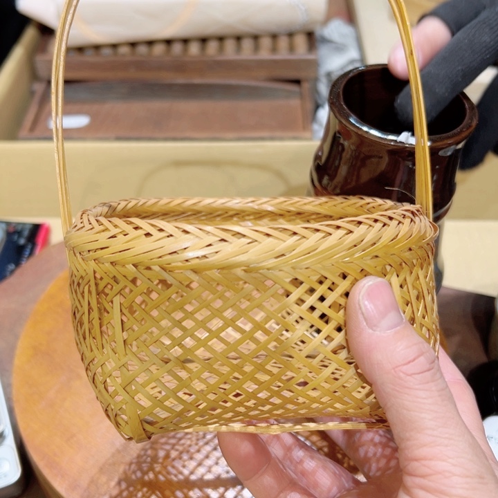 瓷器周边默认瑕疵1