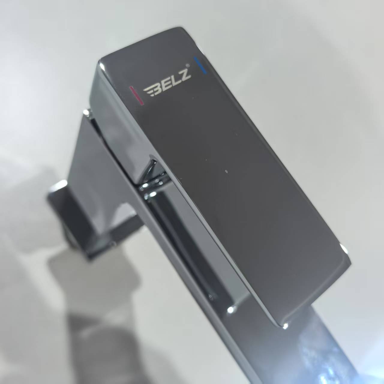 全铜面盆洗脸盆水龙头冷热台盆家用脸池洗手台增压起泡0011-海狮