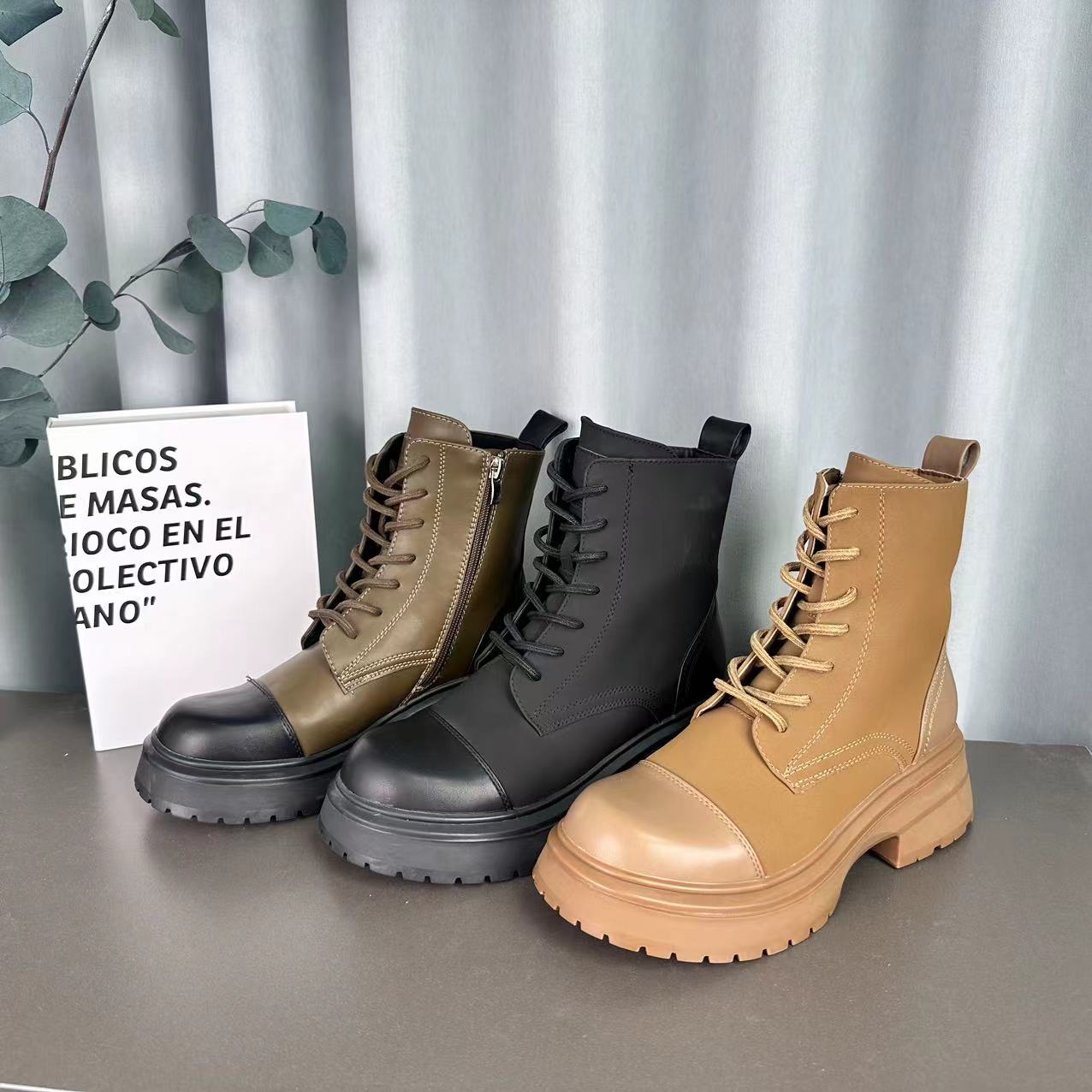 2024新款时尚百搭厚底马丁靴女英伦风舒适靴子8008-1