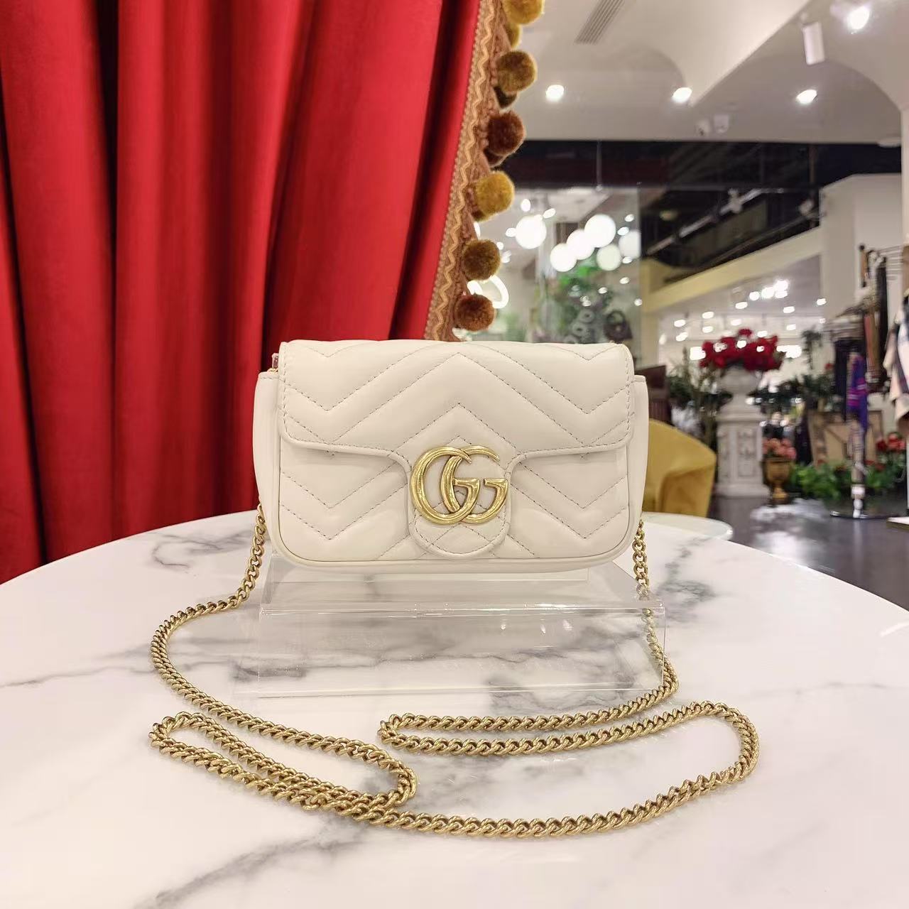 95新 GUCCI/古驰 GGS马蒙supermini白金牛皮单肩包 41601191