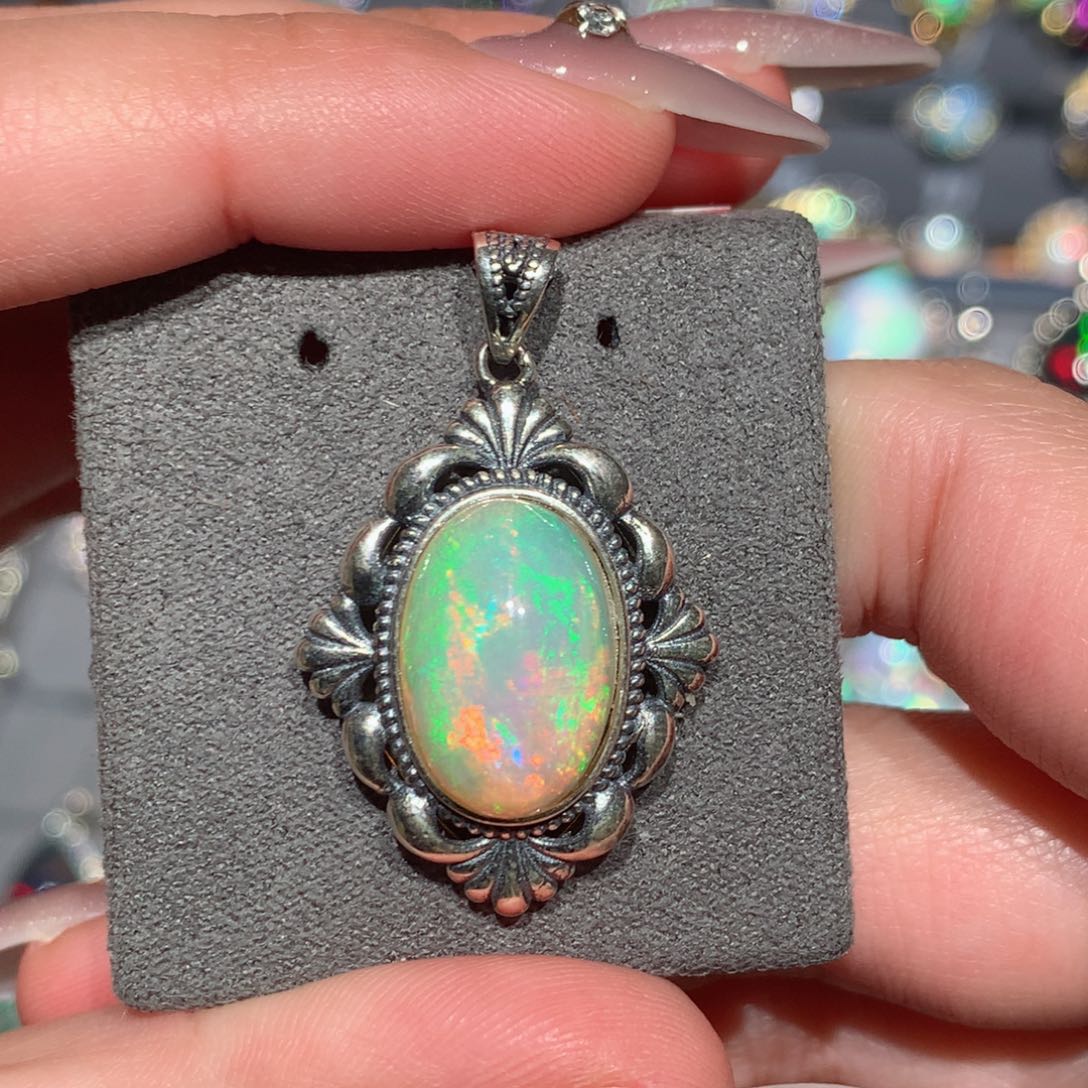 欧泊欧泊吊坠y银S925镶嵌