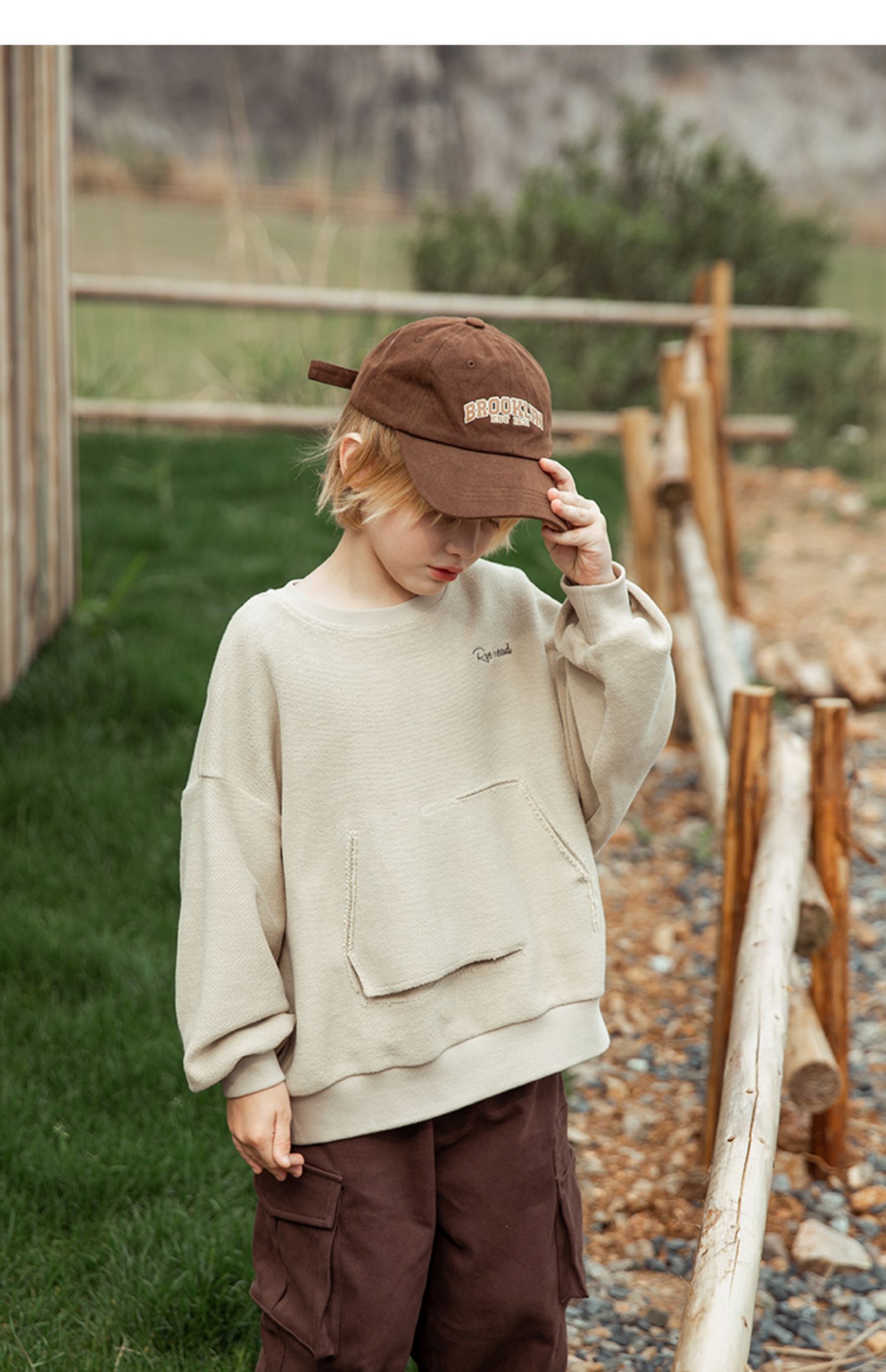 ryebread/黑面包童装 韩系圆领男中大童字母刺绣舒适卫衣W4春秋