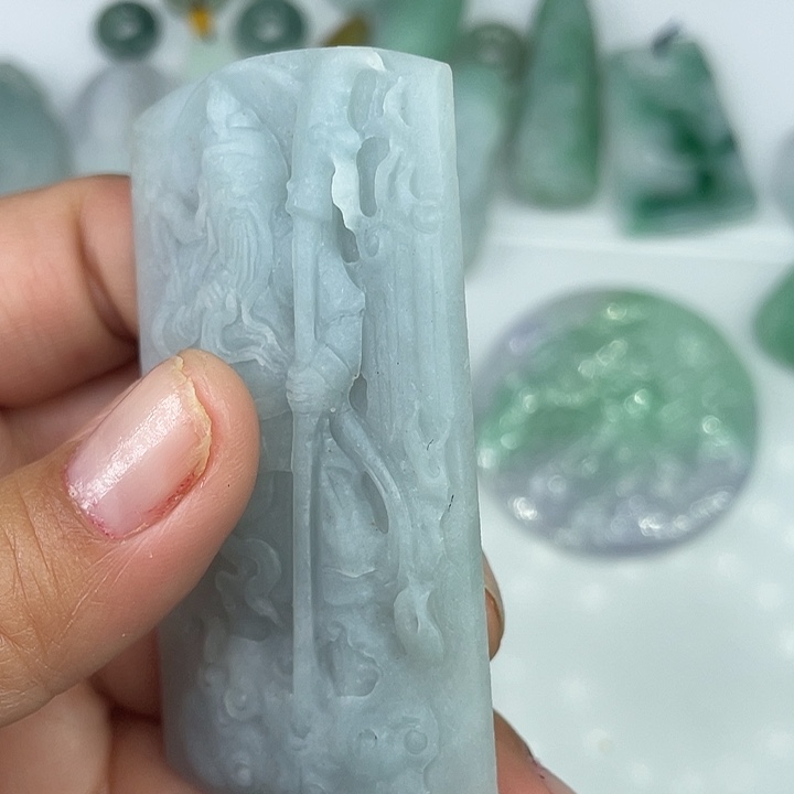 定制翡翠未镶嵌翡翠吊坠