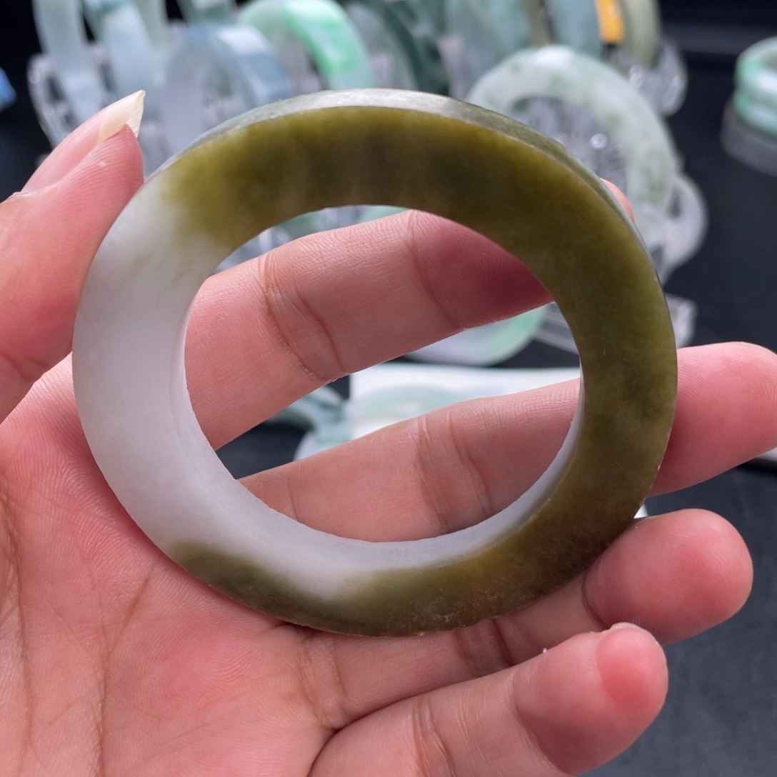 未镶嵌圆条定制翡翠