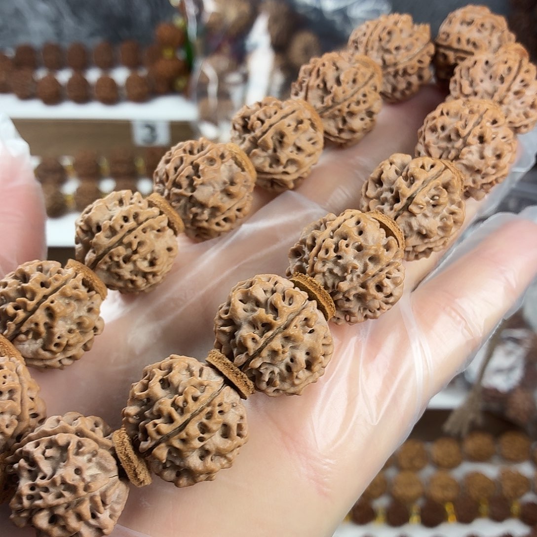 金刚菩提吊坠原生态梅花蜂窝双龙