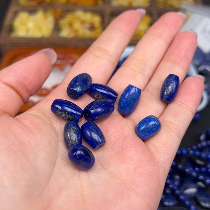 青金石未镶嵌吊坠(不含链)多样性