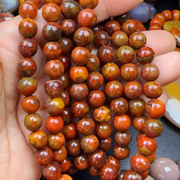 石***转玛瑙/玉髓颈饰未镶嵌