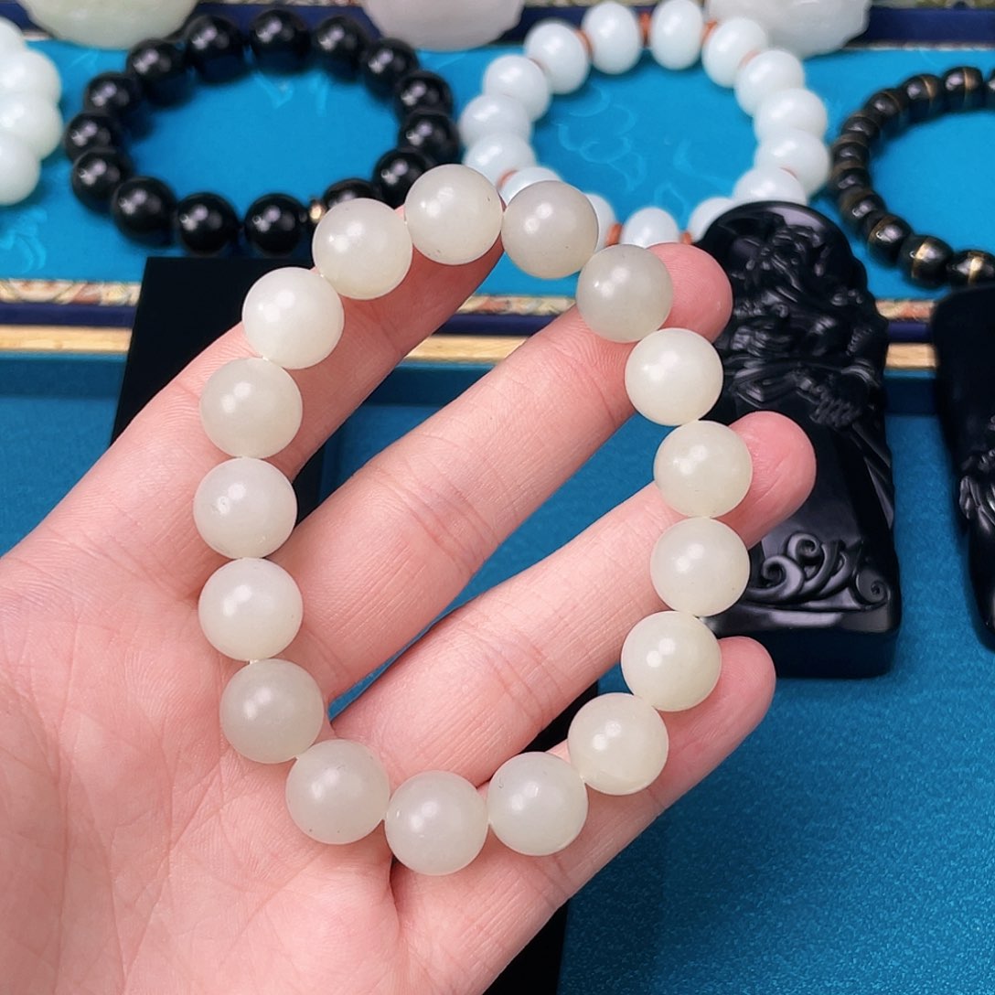 和田玉手链未镶嵌