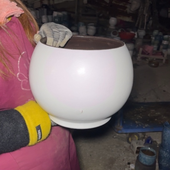 红陶口21高23瑕疵