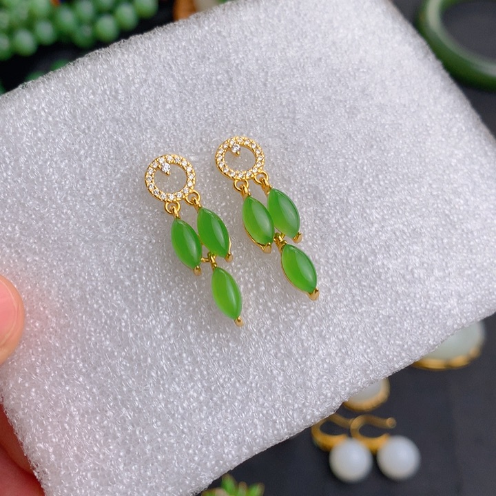 和田玉（碧玉）耳钉银S925镶嵌