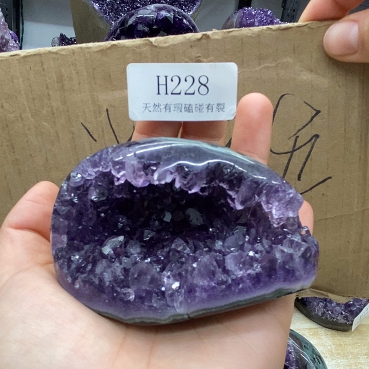 紫晶大型摆件（非配饰）未镶嵌