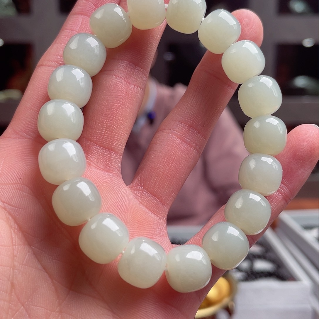 和田玉手串未镶嵌青白11.12老型