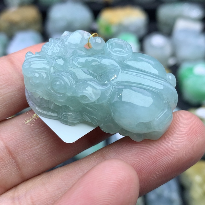 翡翠颈饰未镶嵌天然缅甸翡翠招财貔貅吊坠