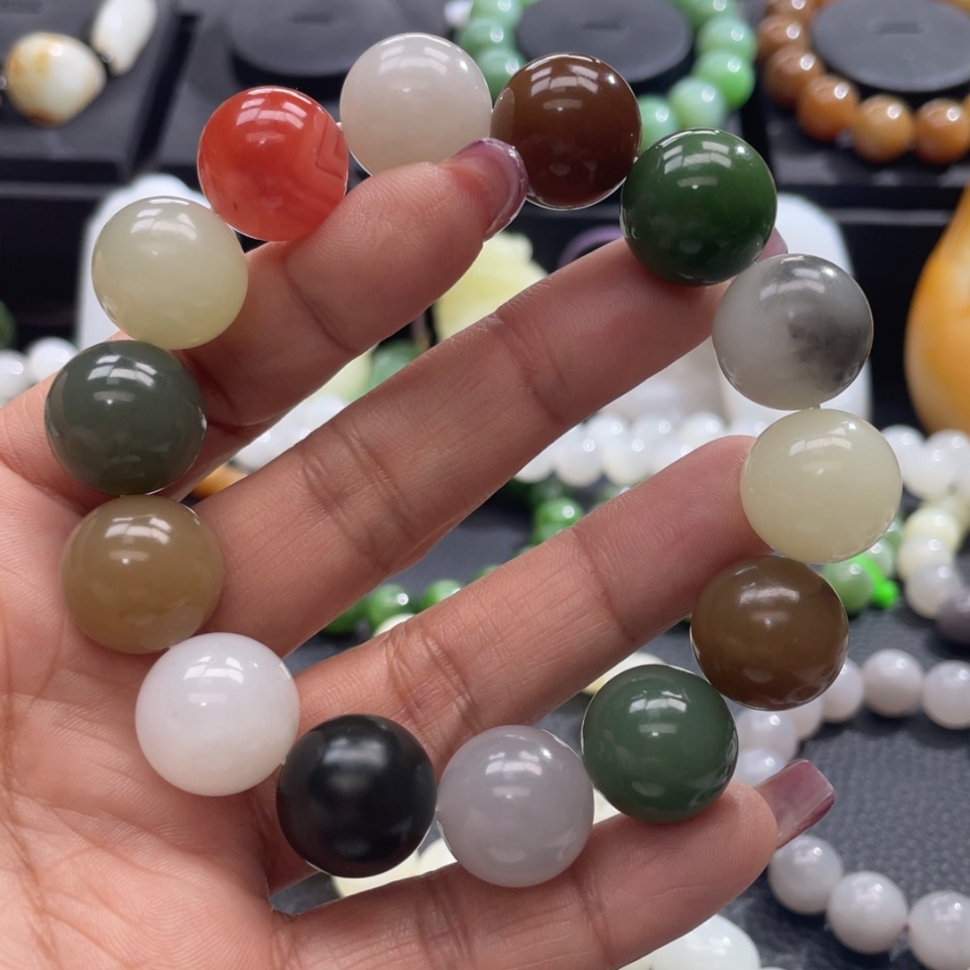 和田玉手串未镶嵌