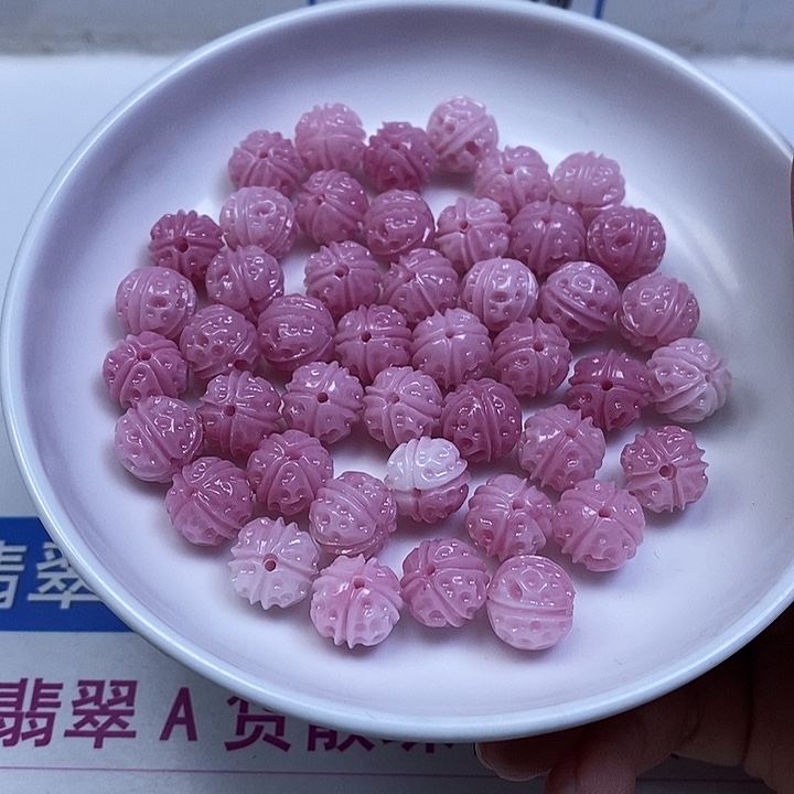 拼合珍珠（马贝珠）未镶嵌花花紫贝核桃a2078。  9.8元6个