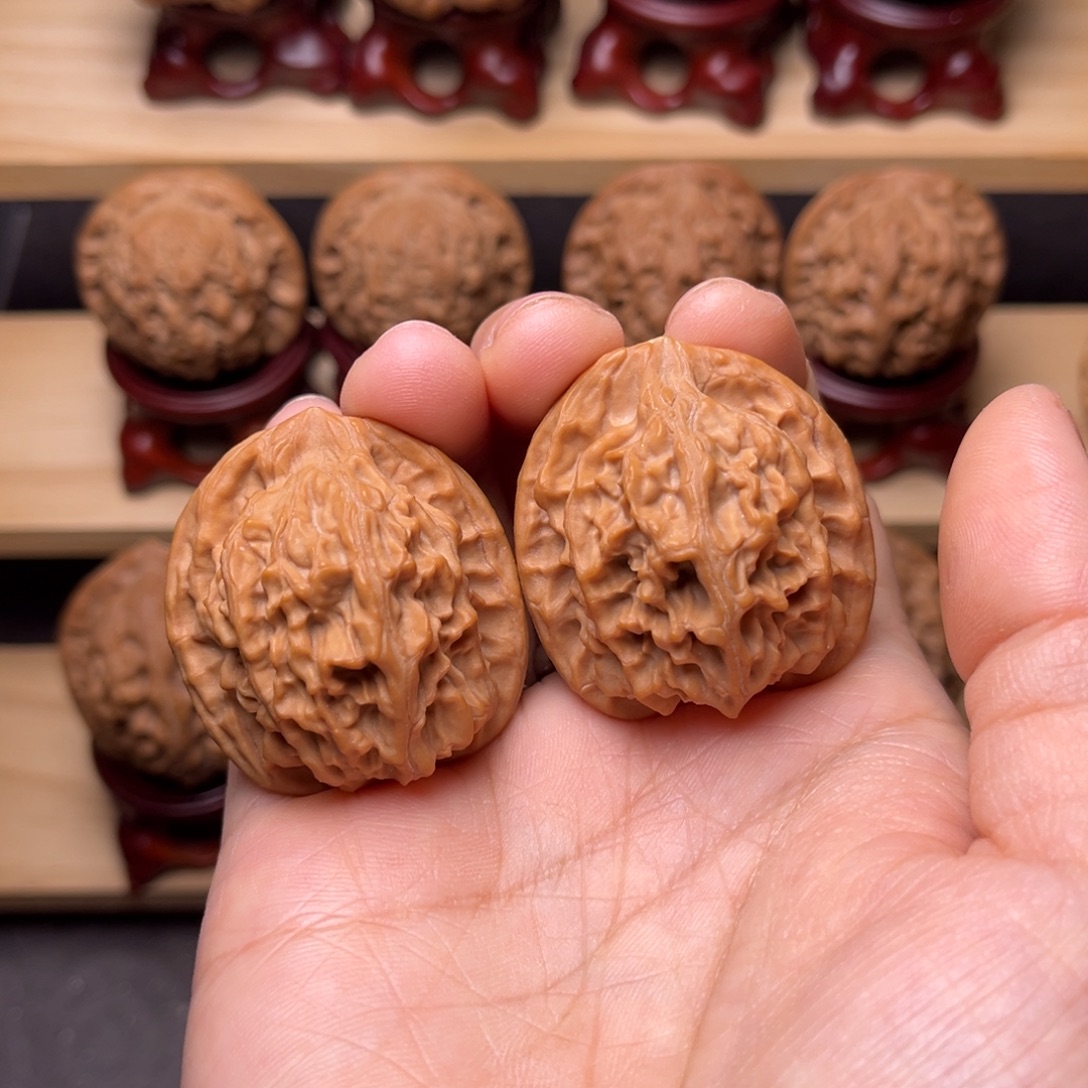 文玩核桃吊坠天地