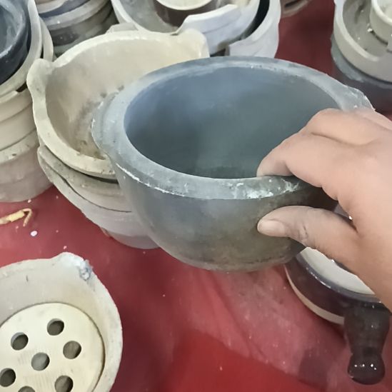盘瓷器微瑕口径15.5