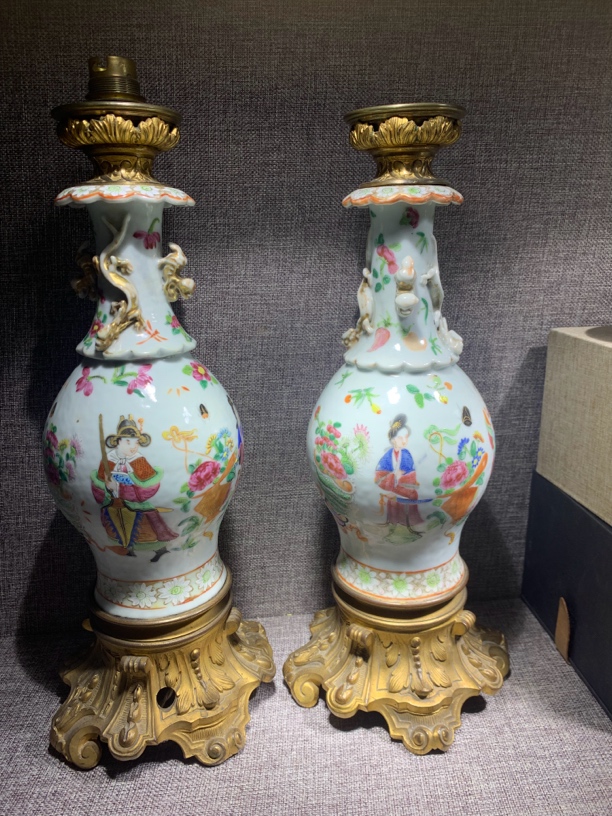 陶瓷当代仿古艺术品两只花瓶