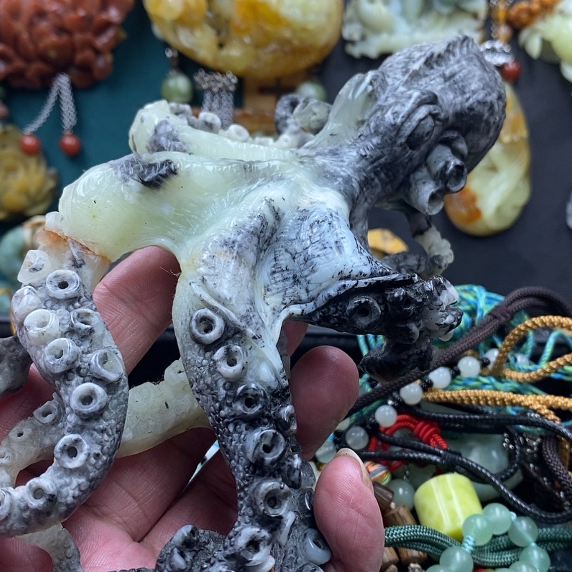 【闪购商品】蛇纹石玉摆件未镶嵌