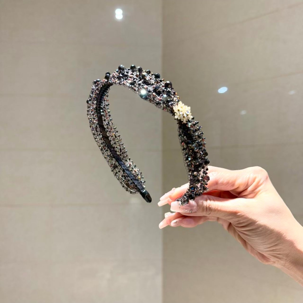 【蒙纳饰品】黑色美少女细跟发箍设计气质高级款