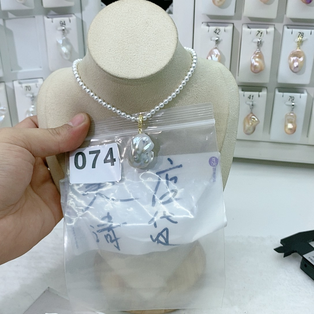 淡水珍珠颈饰合金