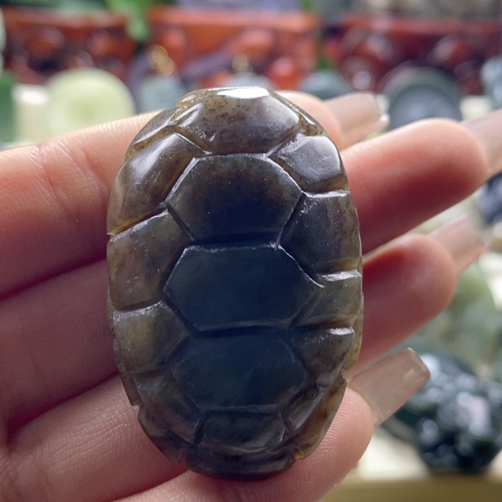 和田玉颈饰未镶嵌?****?