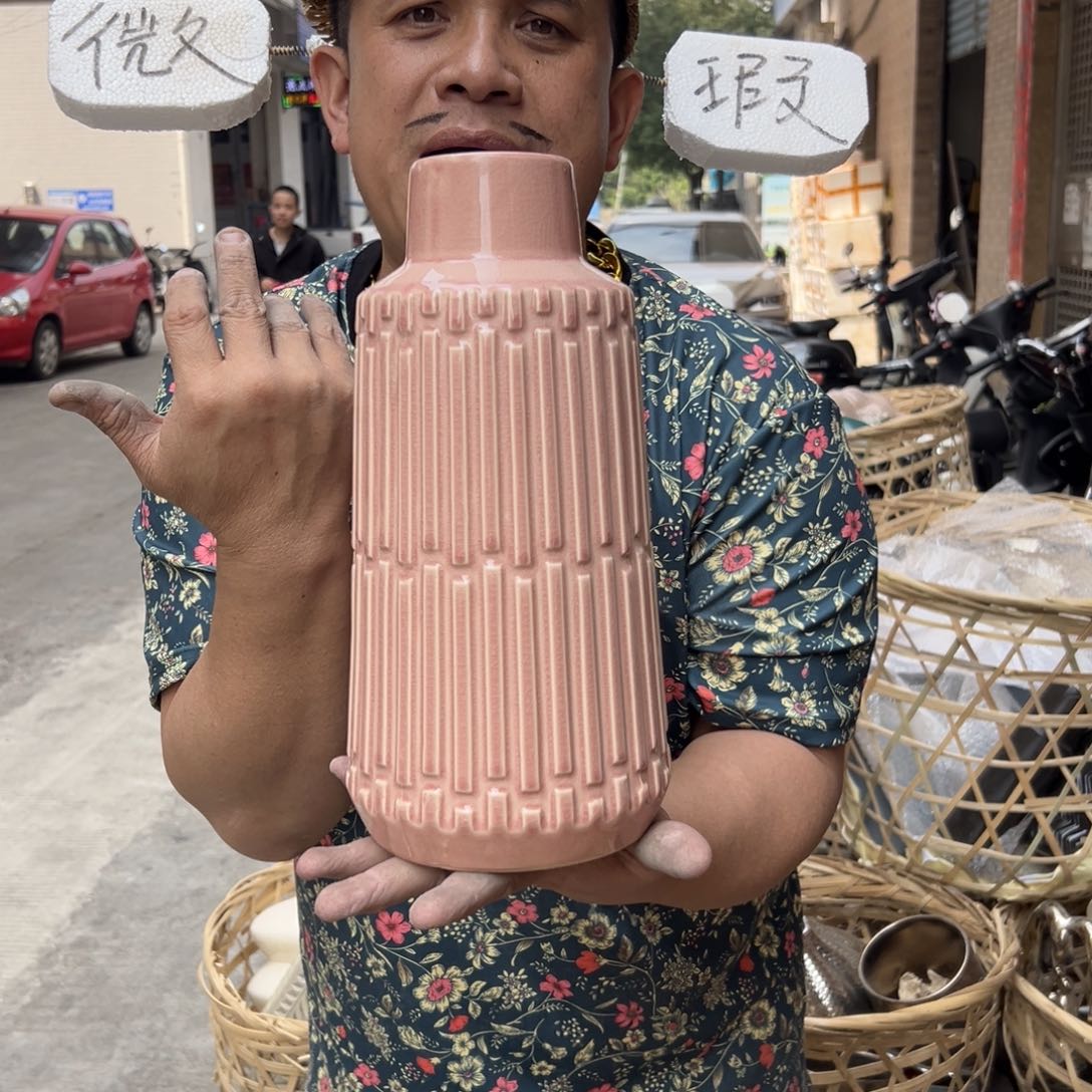 摆件82 号高温陶瓷工艺瓶（部分微瑕）