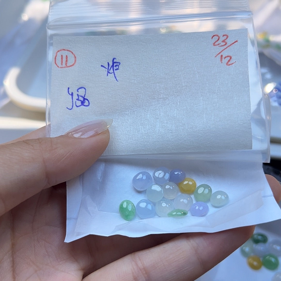 定制翡翠未镶嵌翡翠