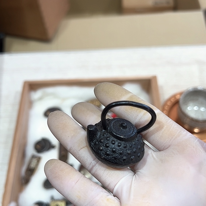 牛*?新亿阁中古商品无售后