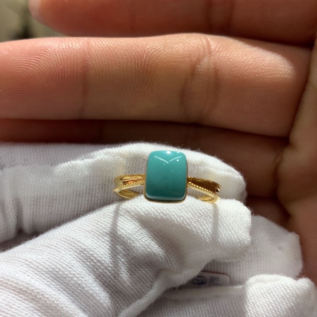 绿松石戒指18K金镶嵌