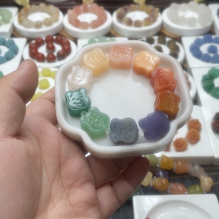 石英质玉（非洲翠）合金手串