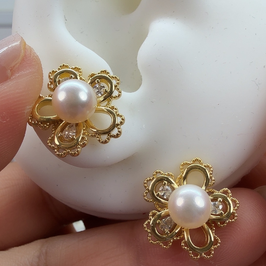 淡水珍珠未镶嵌耳饰