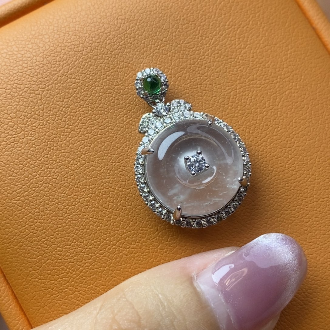 石英质玉合金吊坠(不含链)