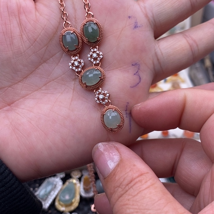 未镶嵌戒指翡翠缅甸