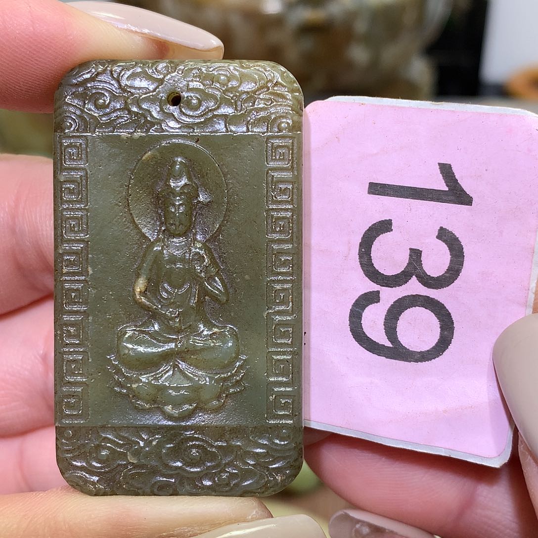 颈饰未镶嵌和田玉