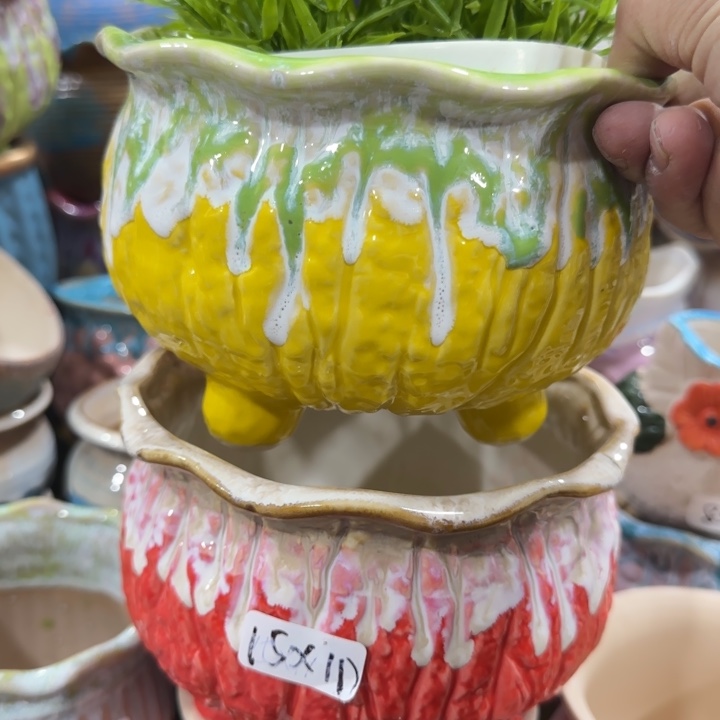 凑9块包邮，有孔花盆