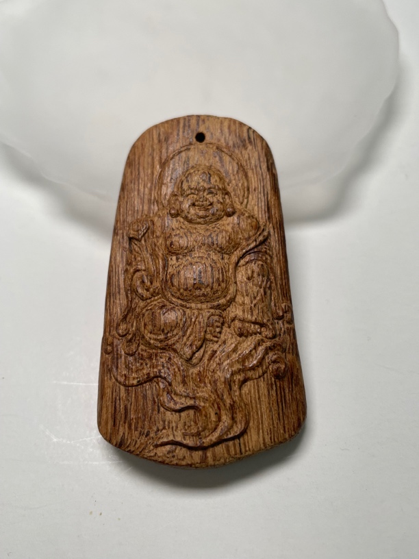 沉香弥勒挂件6.12克